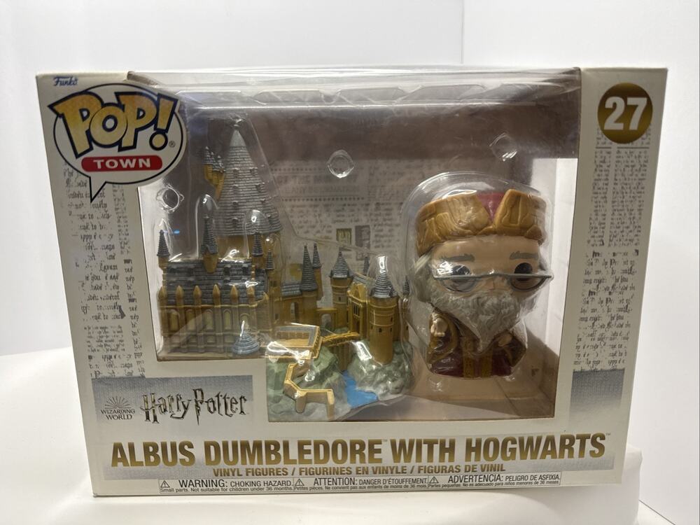 Funko Pop! Town: Harry Potter - Albus Dumbledore with Hogwarts #27